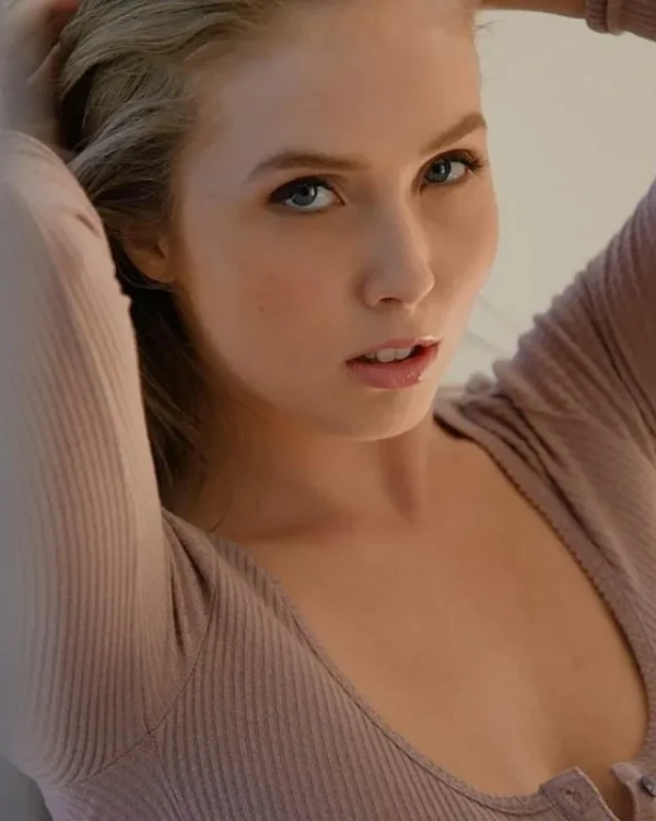 09062200075 LENA PAUL 8X10 ARCHIVAL ART PRINT