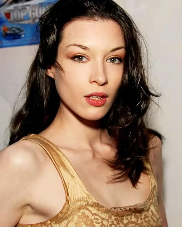 20062300303 STOYA 8X10 ARCHIVAL ART PRINT