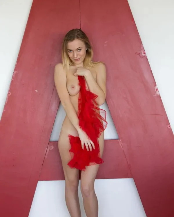 28112500000057 MODEL STUDY 8X10 PRINT