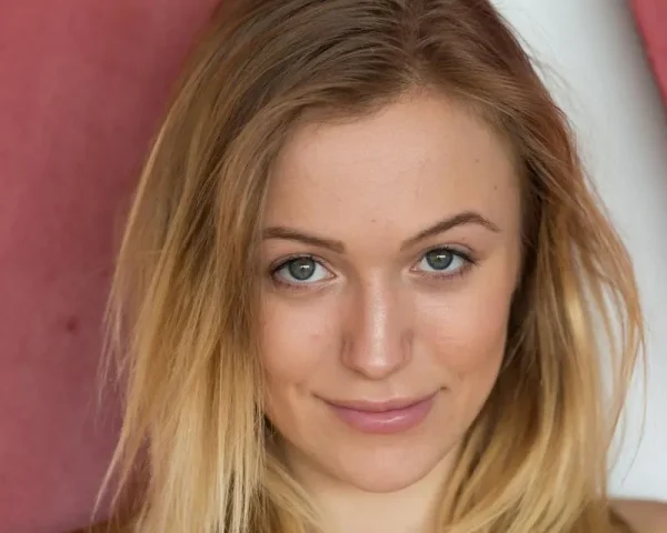 28112500000099 MODEL STUDY 8X10 PRINT