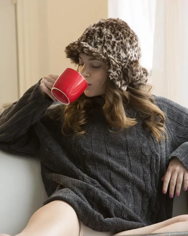 28112500001018 MODEL STUDY 8X10 PRINT