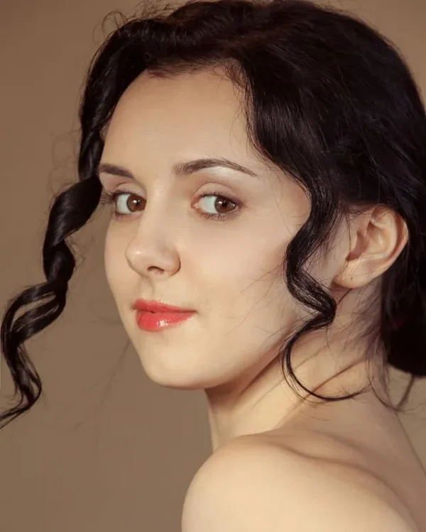 28112500001146 MODEL STUDY 8X10 PRINT