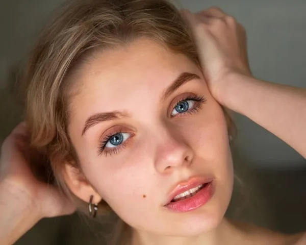 28112500002839 MODEL STUDY 8X10 PRINT