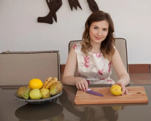 28112500003374 MODEL STUDY 8X10 PRINT