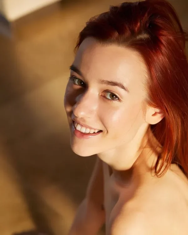 28112500005182 MODEL STUDY 8X10 PRINT