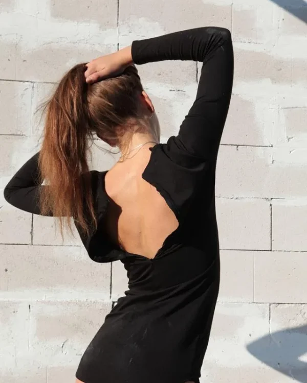 28112500006203 MODEL STUDY 8X10 PRINT