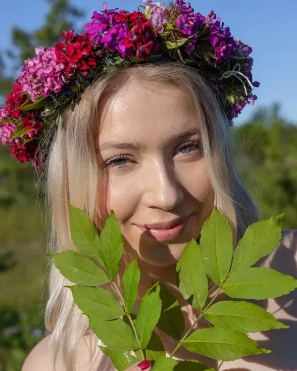 28112500006519 MODEL STUDY 8X10 PRINT