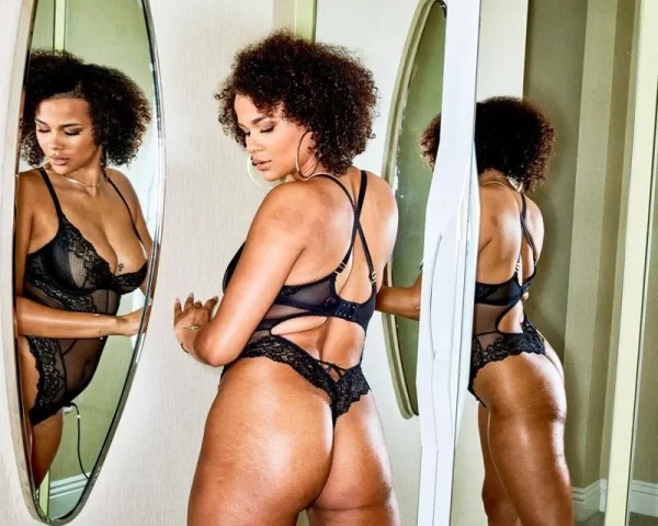 19072400064 ALINA ALI 8X10 ARCHIVAL ART PRINT