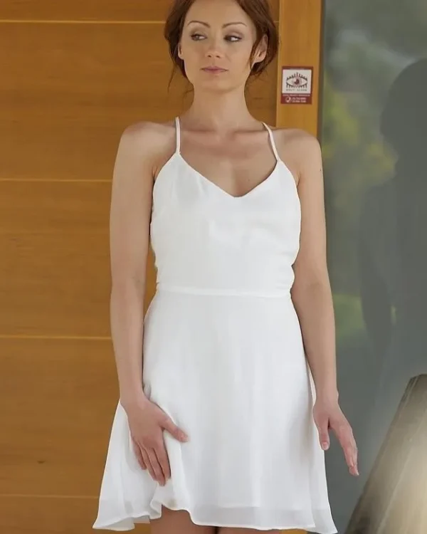 22121500097 SOPHIE LYNX 8X10 ARCHIVAL ART PRINT